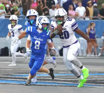 Gridiron Roundup: Martins Ferry, Monarchs Dominate